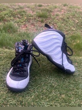 Nike Little Posite One GS "Graffiti", Kids 11 1/2 c, 723946-900,
